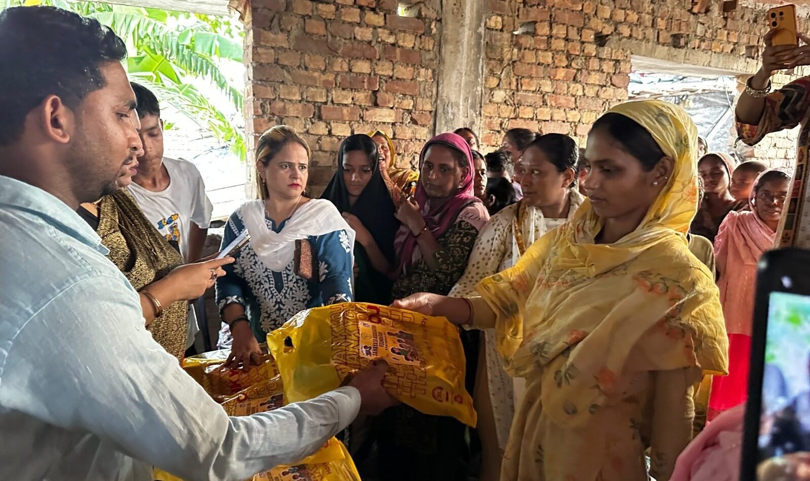 Education learning support distribution